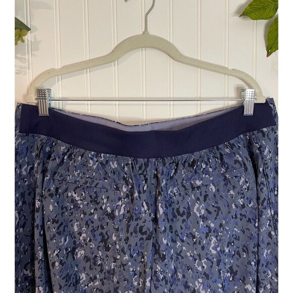 Athleta Brooklyn Ankle Pant Size 18 Blue Camouflage Print - Picture 8 of 14